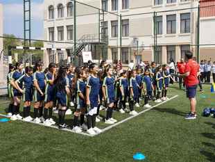 Şuşada qızlar arasında “FIFA Campaign” futbol festivalı keçirilib