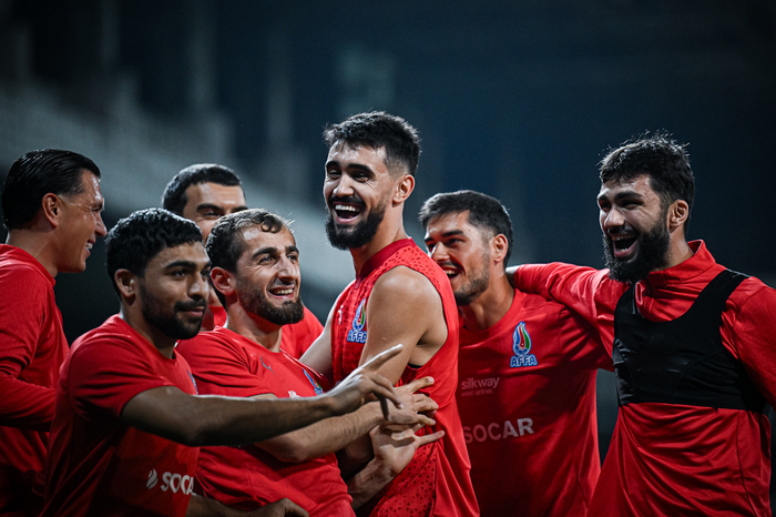 A millimizin Tacikistanla oyunöncəsi məşqi (fotoreportaj)