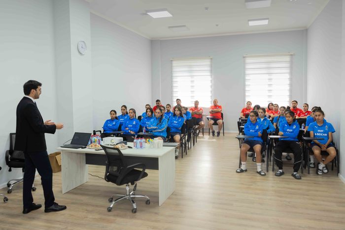 U-17 (qızlar) millimizin üzvləri üçün təlim keçirilib