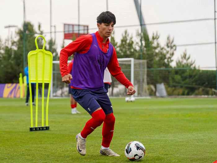 U-20-nin Moldova ilə oyunöncəsi məşqi (fotoreportaj)