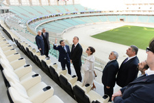 Prezident Bakı Olimpiya Stadionunda aparılan işlərlə tanış olub
